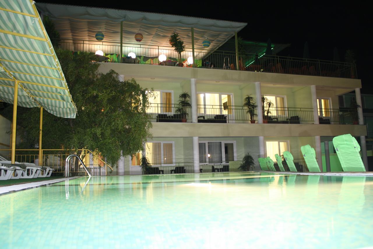 Green Hotel-Club Zatoka Exteriér fotografie